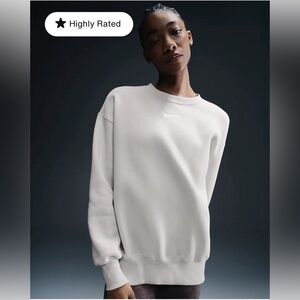 NWOT Women’s Nike Oversized Crewneck || Small
